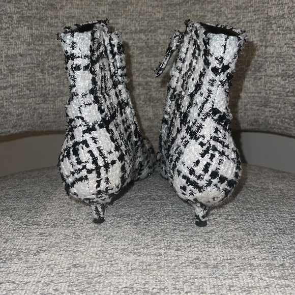 Balenciaga  BB ankle boots - Picture 3 of 7